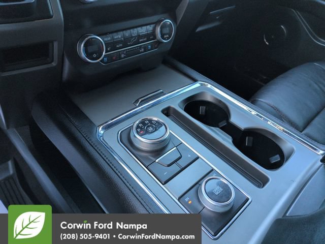 Used 2020 Ford Expedition Max XLT w/ Equipment Group 202A AWD/4WD image 17