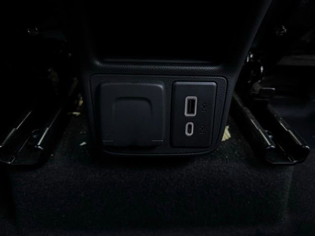 Used 2023 Buick Encore GX Essence w/ Experience Buick Package image 19