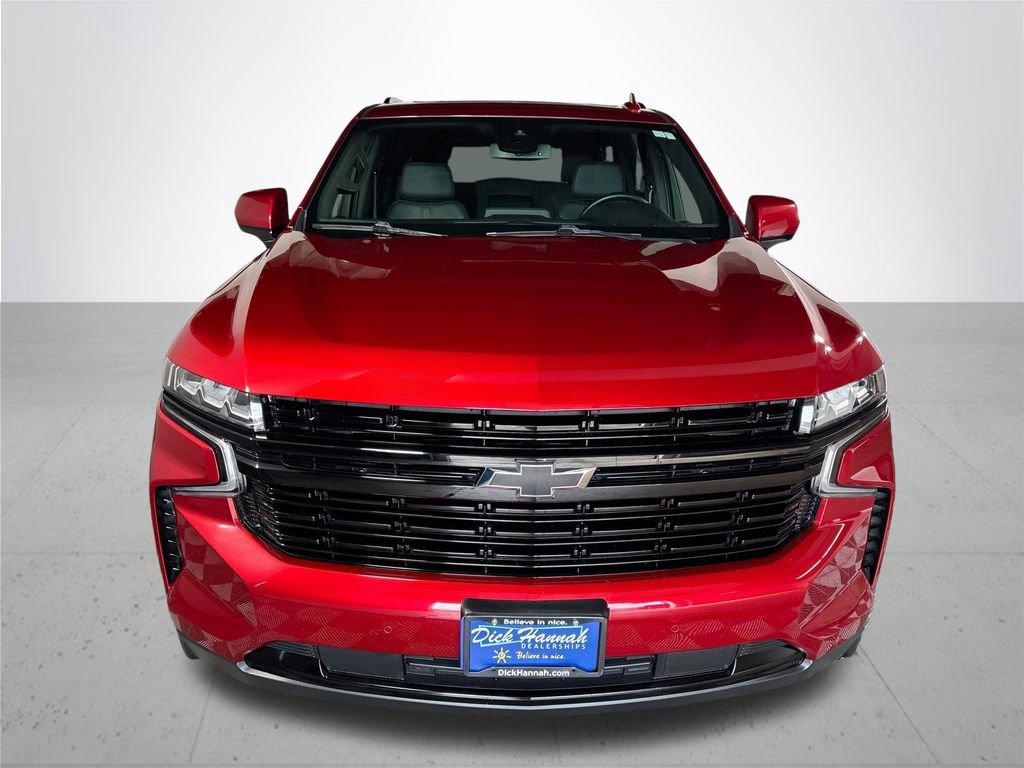 Used 2024 Chevrolet Suburban RST image 3