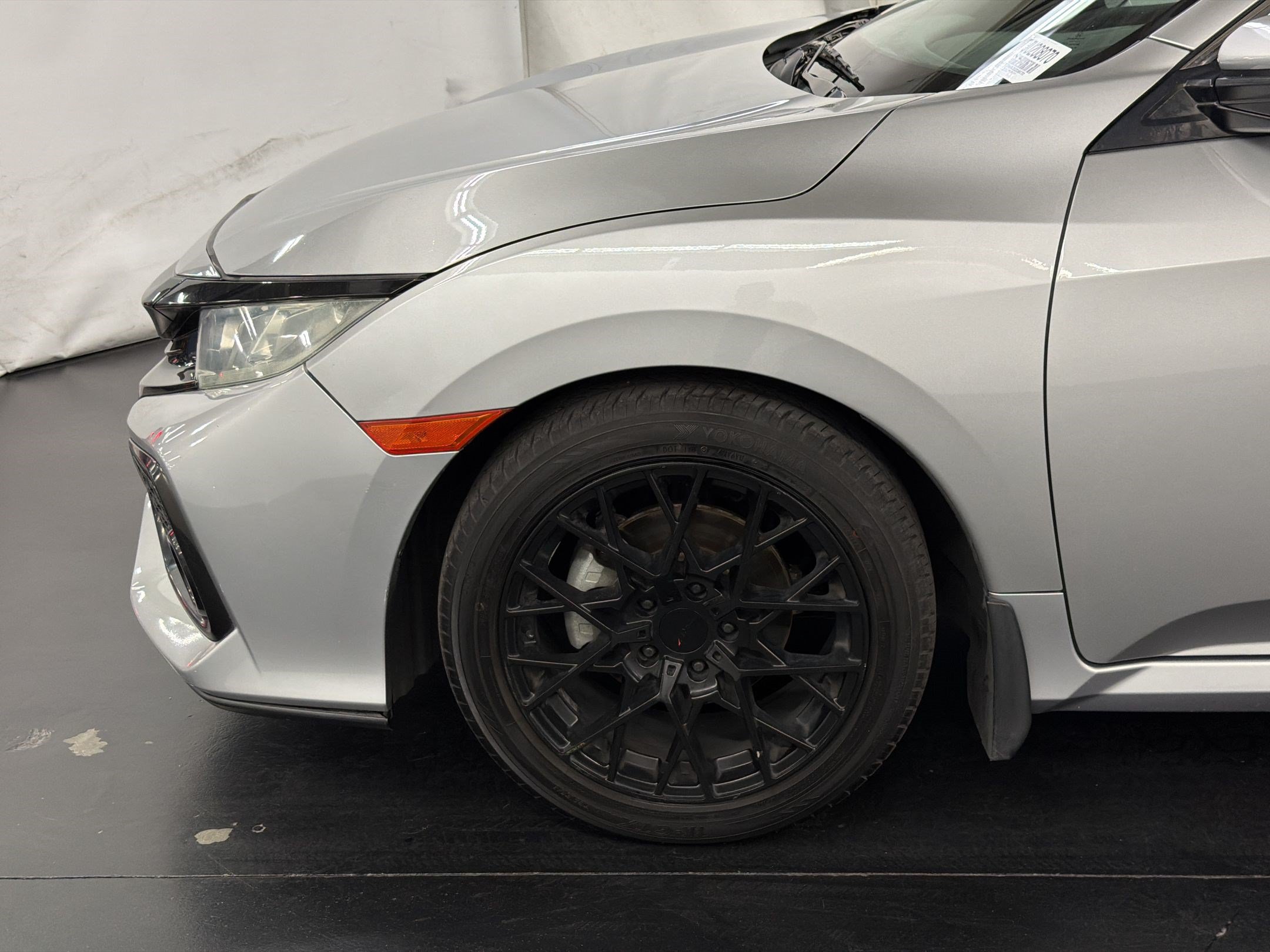 Used 2018 Honda Civic EX image 11