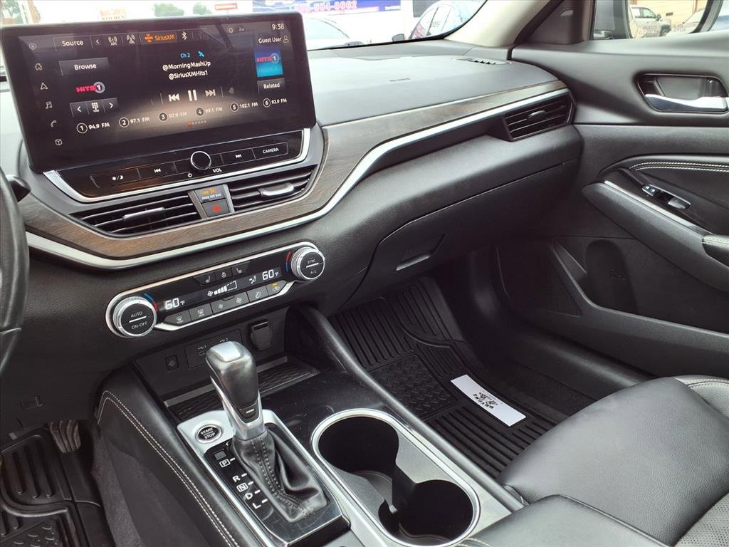 Used 2023 Nissan Altima 2.5 SL image 5
