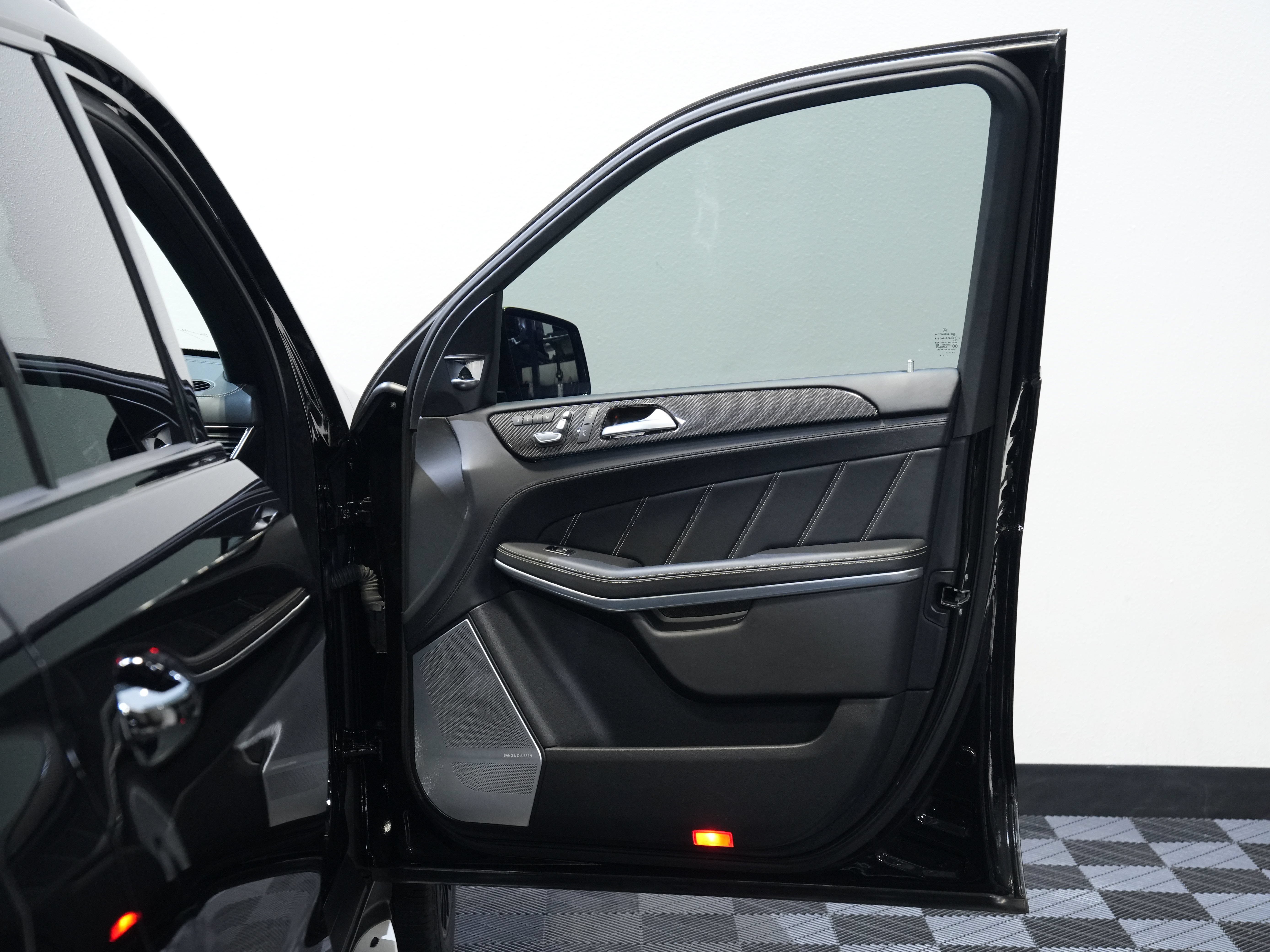 Used 2017 Mercedes-Benz GLS 63 AMG 4MATIC image 24