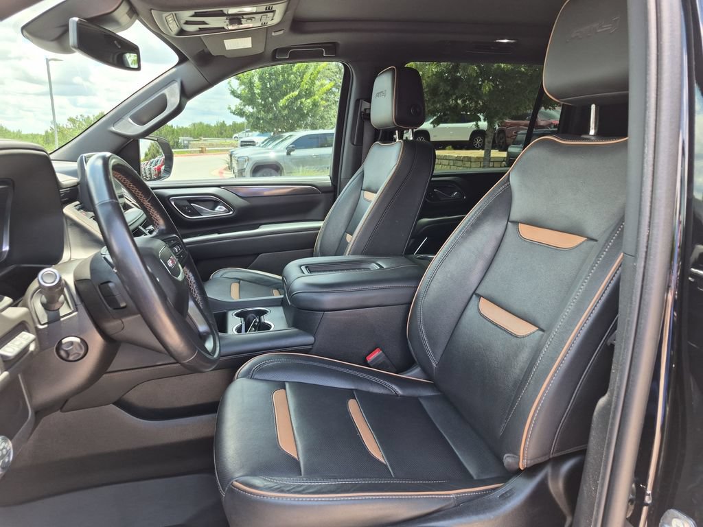 Used 2023 GMC Yukon XL AT4 w/ AT4 Premium Package AWD/4WD image 22