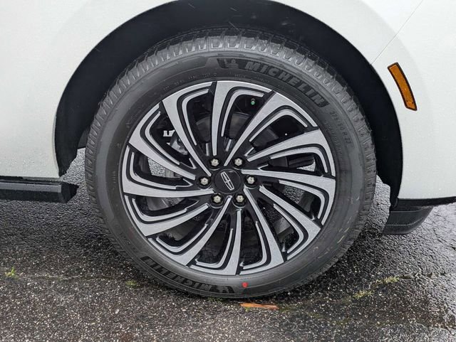 New 2026 Lincoln Navigator Black Label image 10