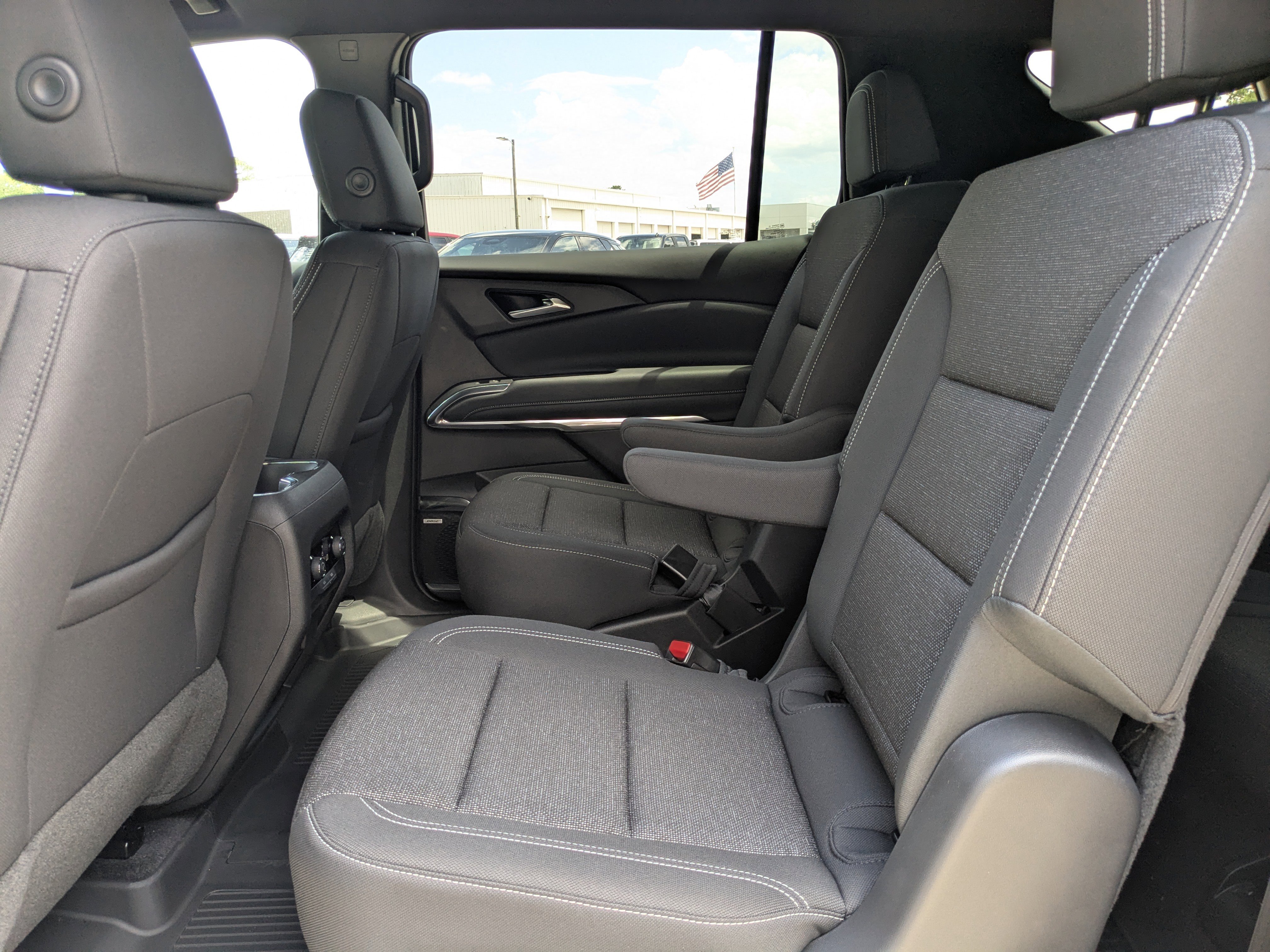 New 2025 Chevrolet Traverse LT w/ Enhanced Driving Package image 25