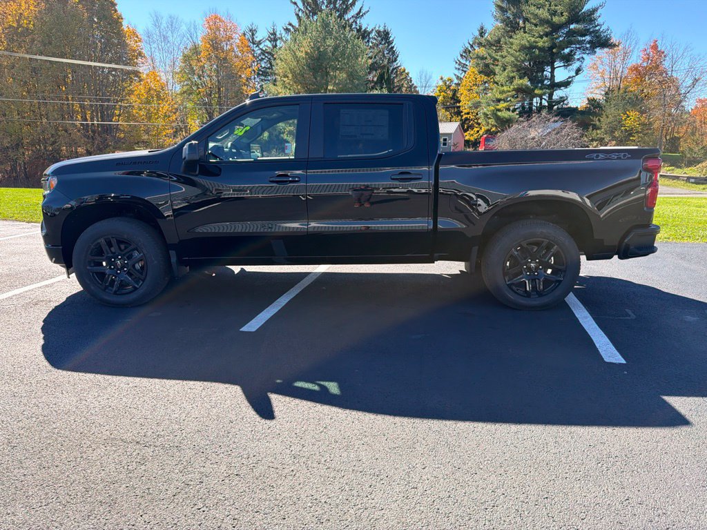 New 2026 Chevrolet Silverado 1500 RST w/ Dark Appearance Package AWD/4WD image 6
