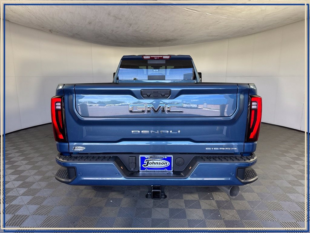 New 2026 GMC Sierra 3500 Denali Ultimate AWD/4WD image 9