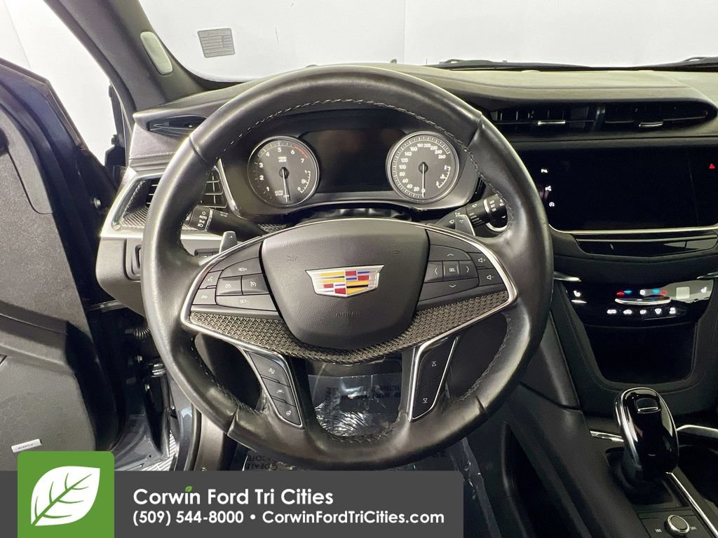 Used 2023 Cadillac XT5 Sportv w/ Technology Package AWD/4WD image 8