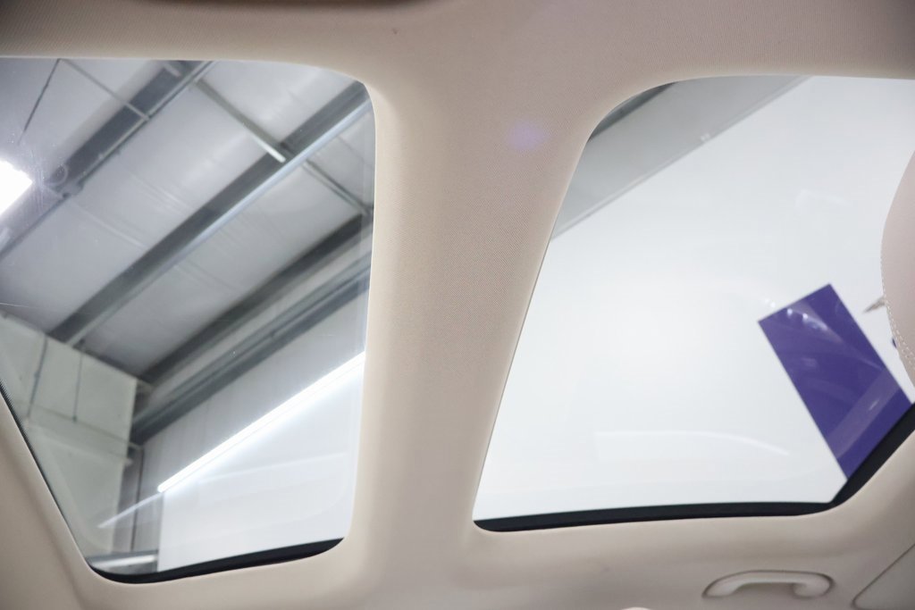 Certified 2018 Mercedes-Benz C 300 4MATIC Sedan image 25