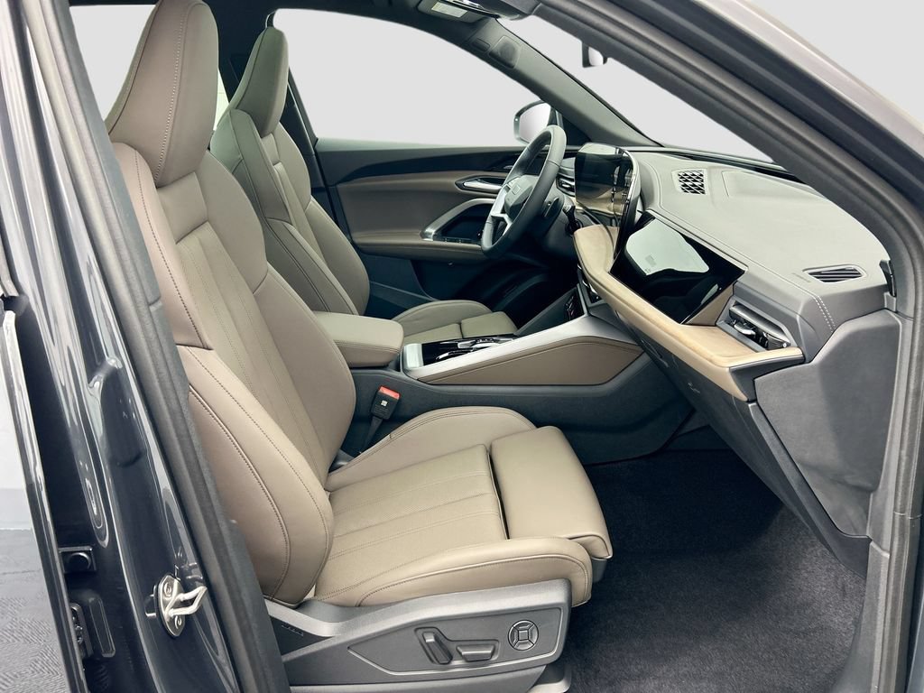 Certified 2025 Audi Q5 Premium w/ Premium Plus AWD/4WD image 20