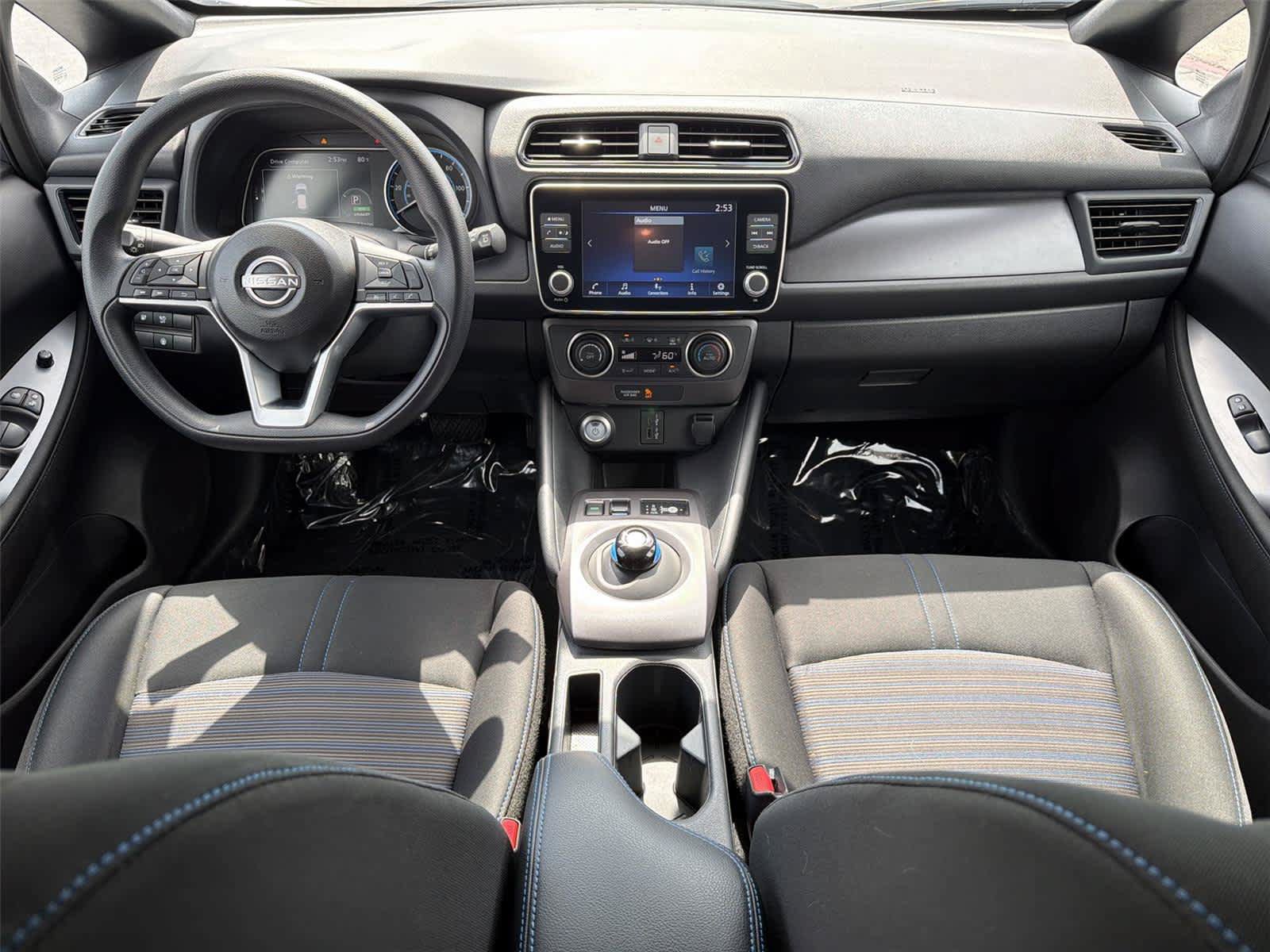 Used 2025 Nissan Leaf S FWD image 11