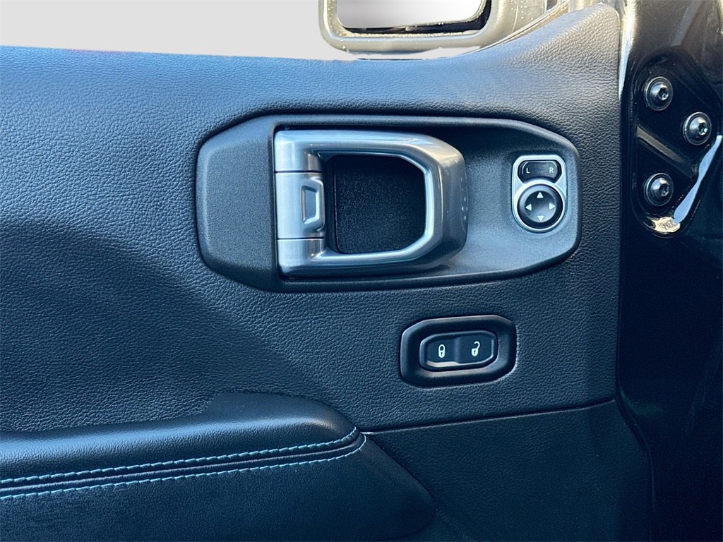 Used 2024 Jeep Wrangler High Altitude image 24