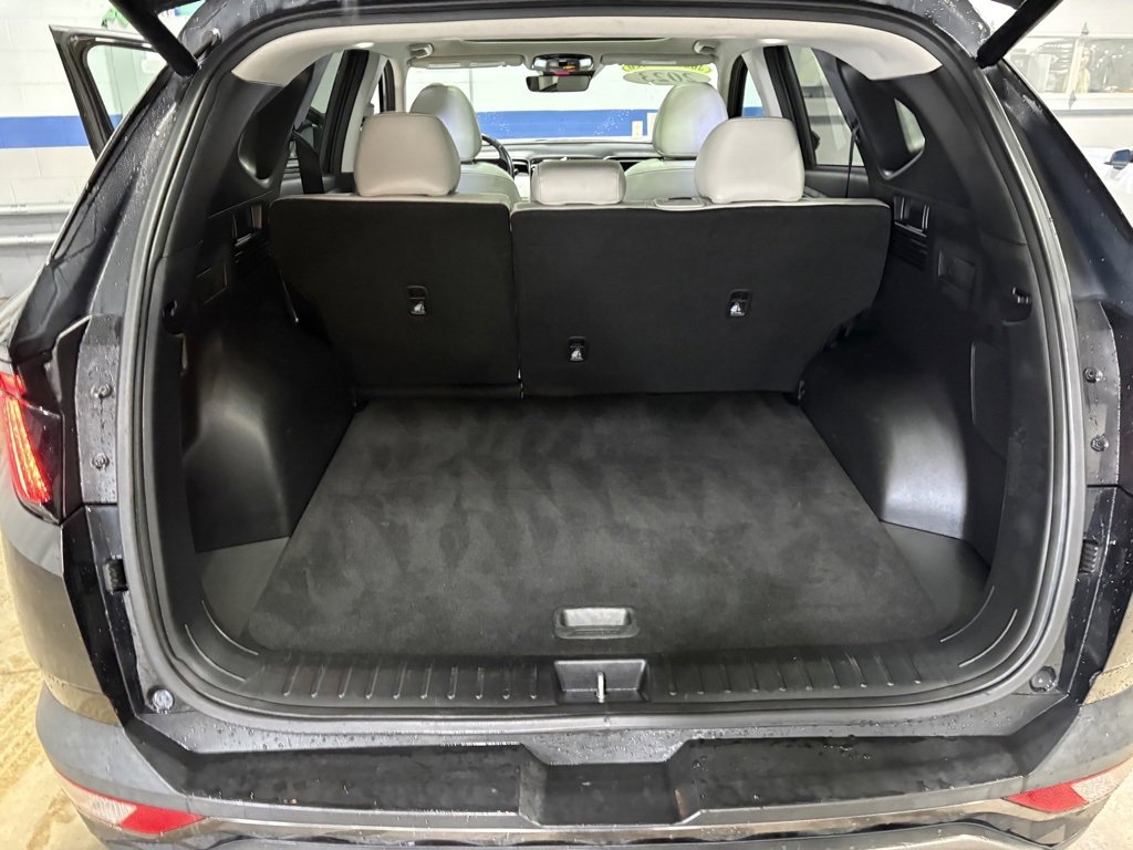 Used 2023 Hyundai Tucson Limited image 29