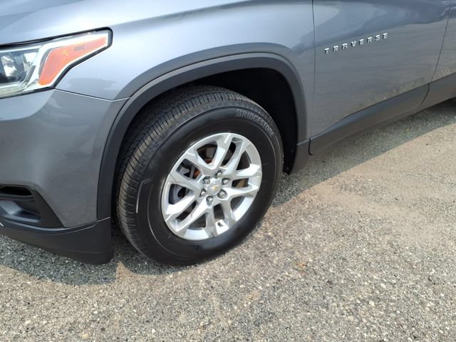 Used 2019 Chevrolet Traverse LS w/ LPO, Floor Liner Package FWD image 4