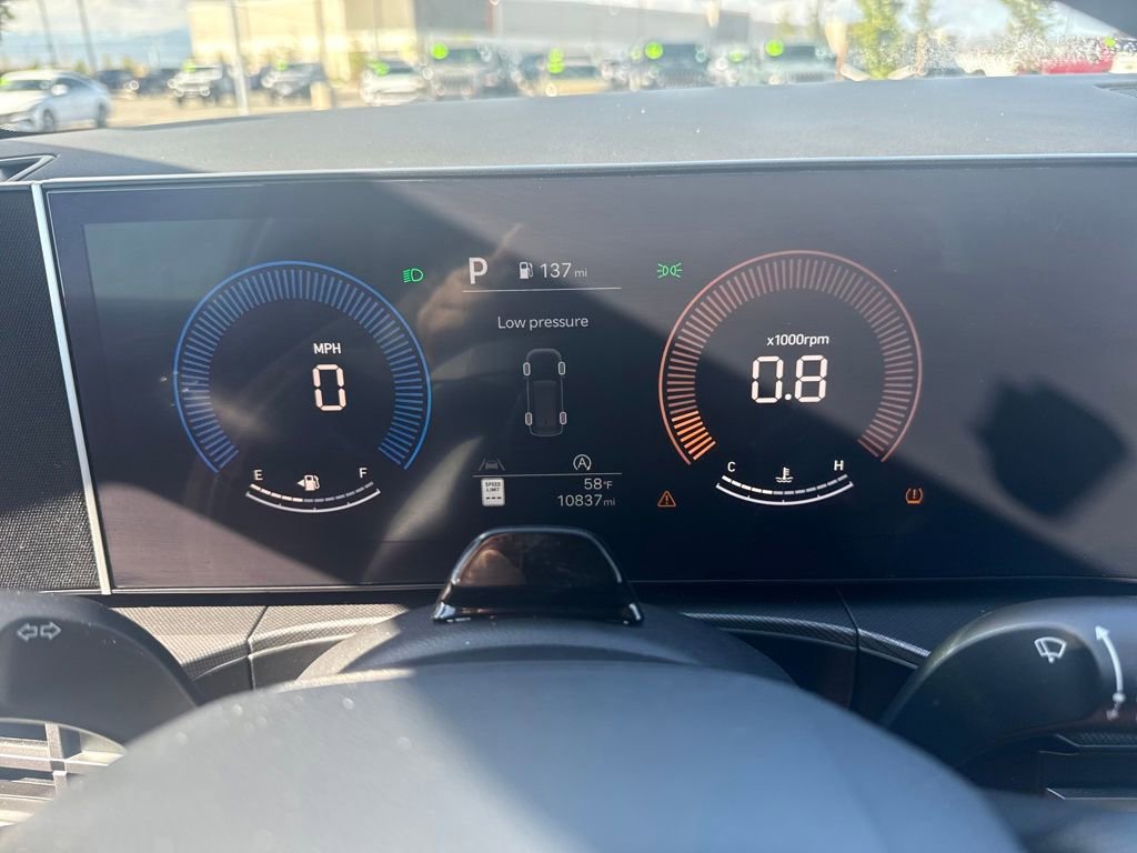 Used 2025 Hyundai Santa Fe XRT image 17