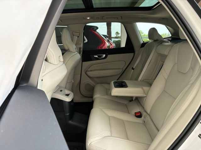New 2026 Volvo XC60 T8 Ultra w/ Protection Package Premier AWD/4WD image 22