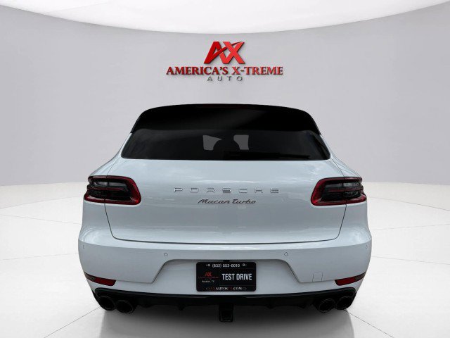 Used 2017 Porsche Macan Turbo image 4