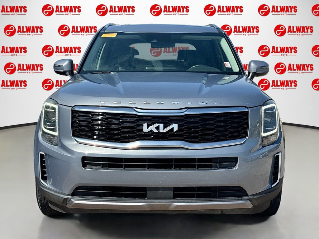 Used 2022 Kia Telluride S FWD image 2