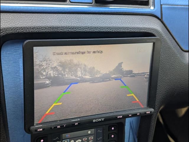 Used 2010 Ford Mustang Convertible image 11