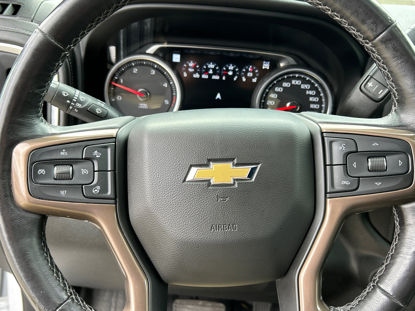 Used 2022 Chevrolet Silverado 2500 High Country image 12