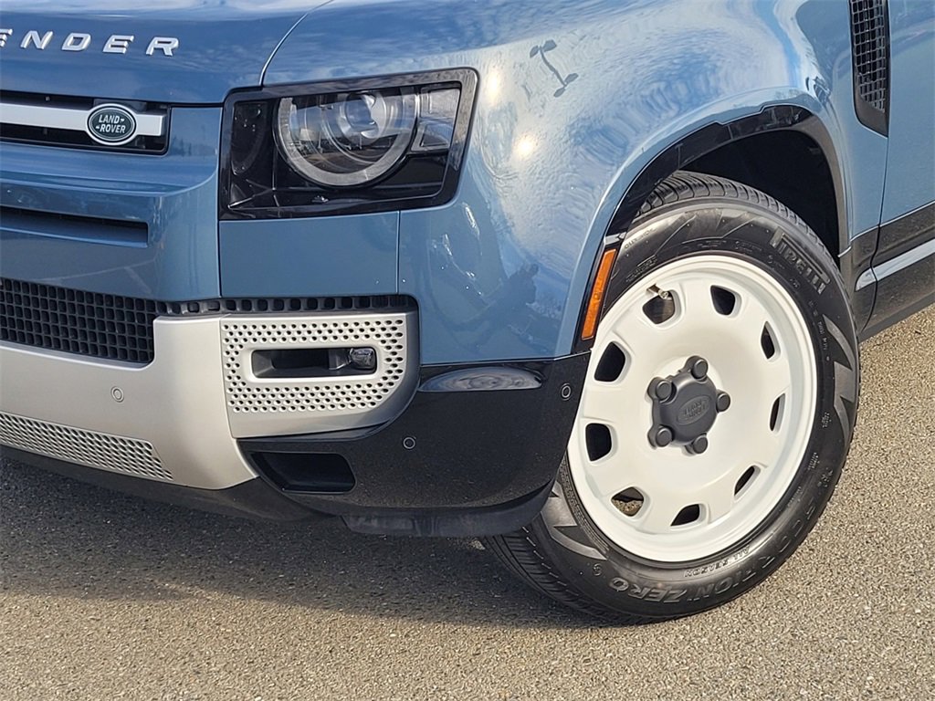 Used 2024 Land Rover Defender 110 S image 9