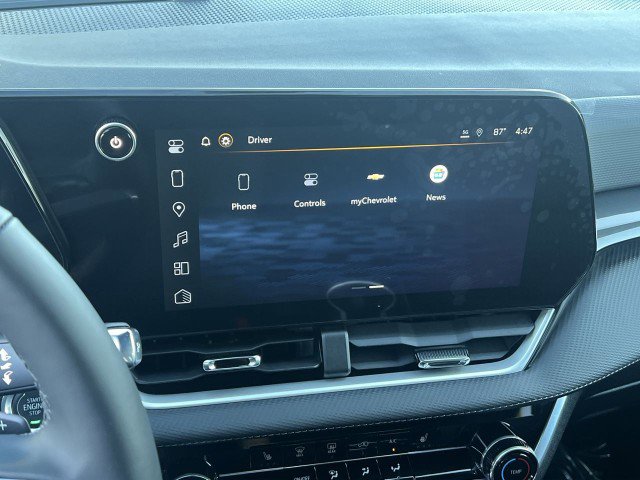 Used 2025 Chevrolet Equinox LT image 13