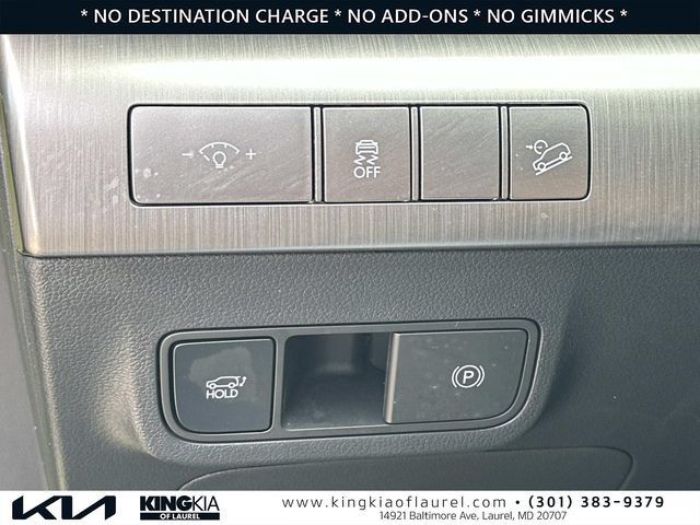 Used 2024 Hyundai Kona Limited AWD/4WD image 14
