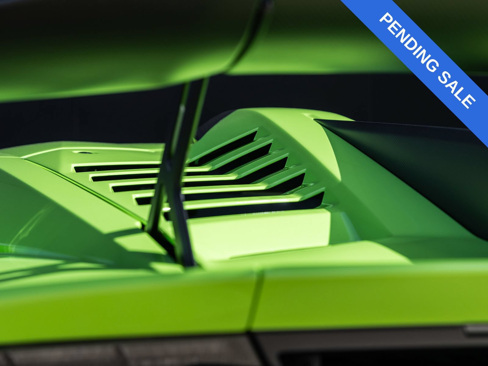 Used 2023 Lamborghini Huracan STO RWD image 16