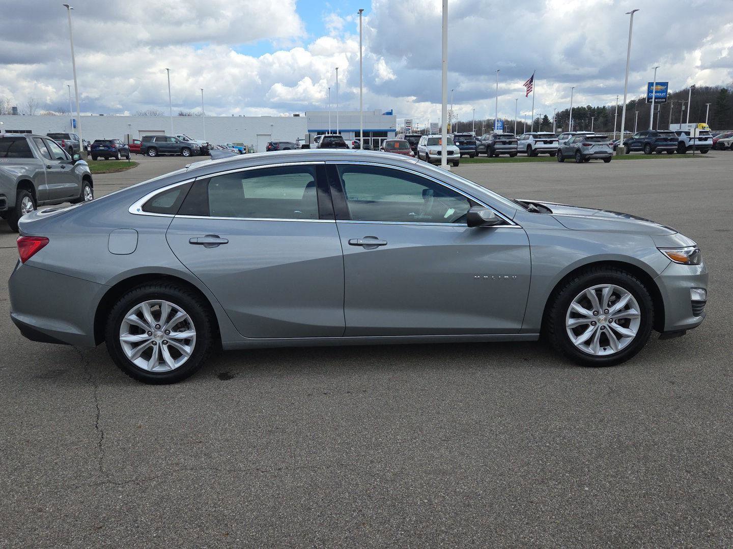 Used 2024 Chevrolet Malibu LT FWD image 8
