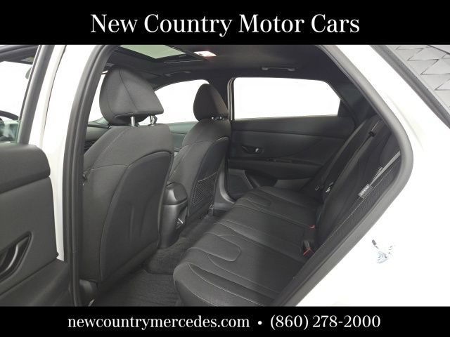 Used 2026 Hyundai Elantra SEL Sport Premium FWD image 12