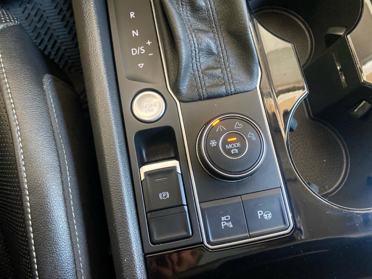 Used 2018 Volkswagen Atlas SEL Premium AWD/4WD image 22