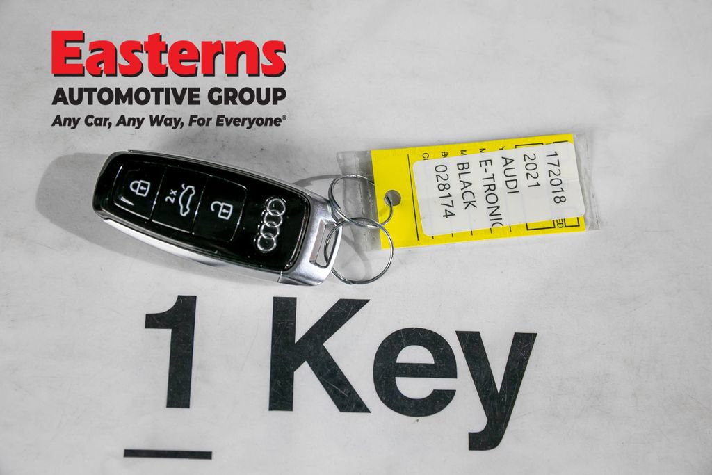 Used 2021 Audi e-tron Premium w/ Convenience Plus Package AWD/4WD image 27