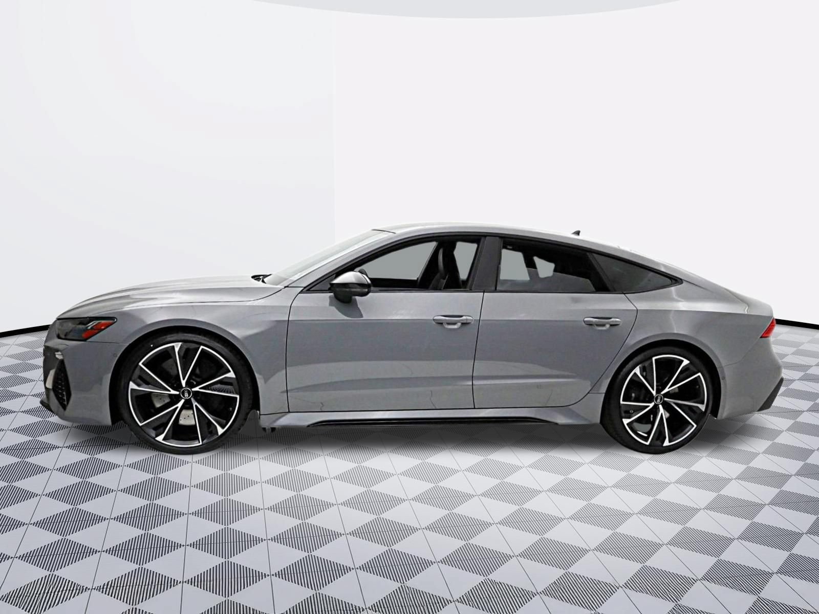 Used 2022 Audi RS 7 Sportback AWD/4WD image 3