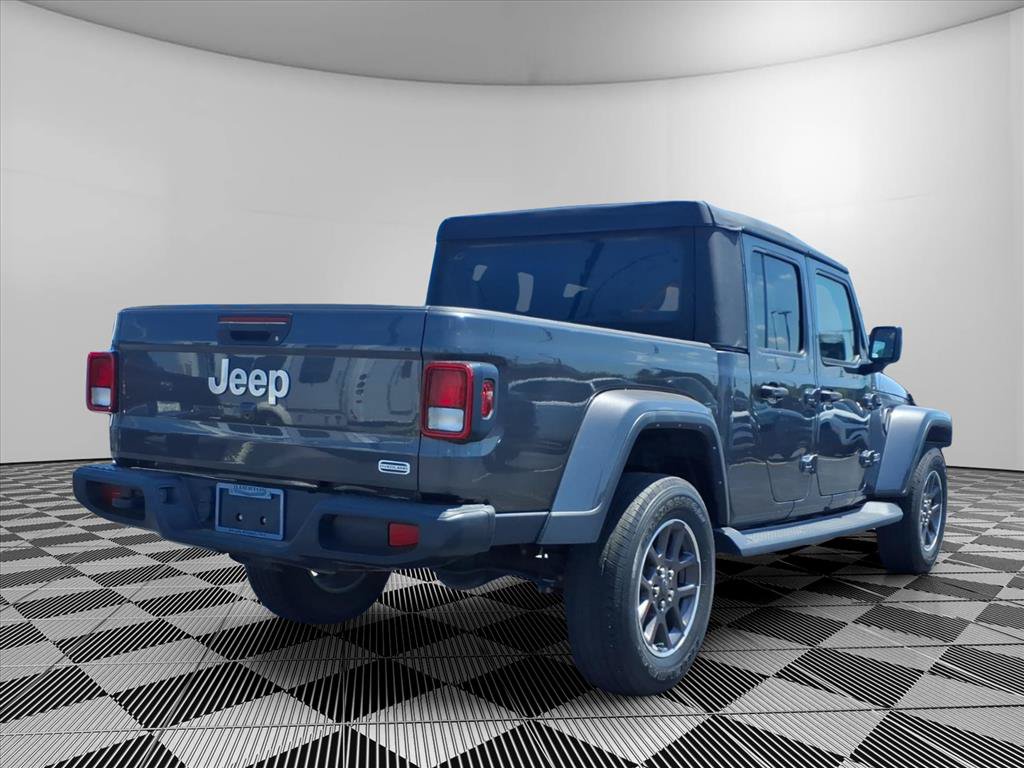 Certified 2022 Jeep Gladiator Overland AWD/4WD image 28