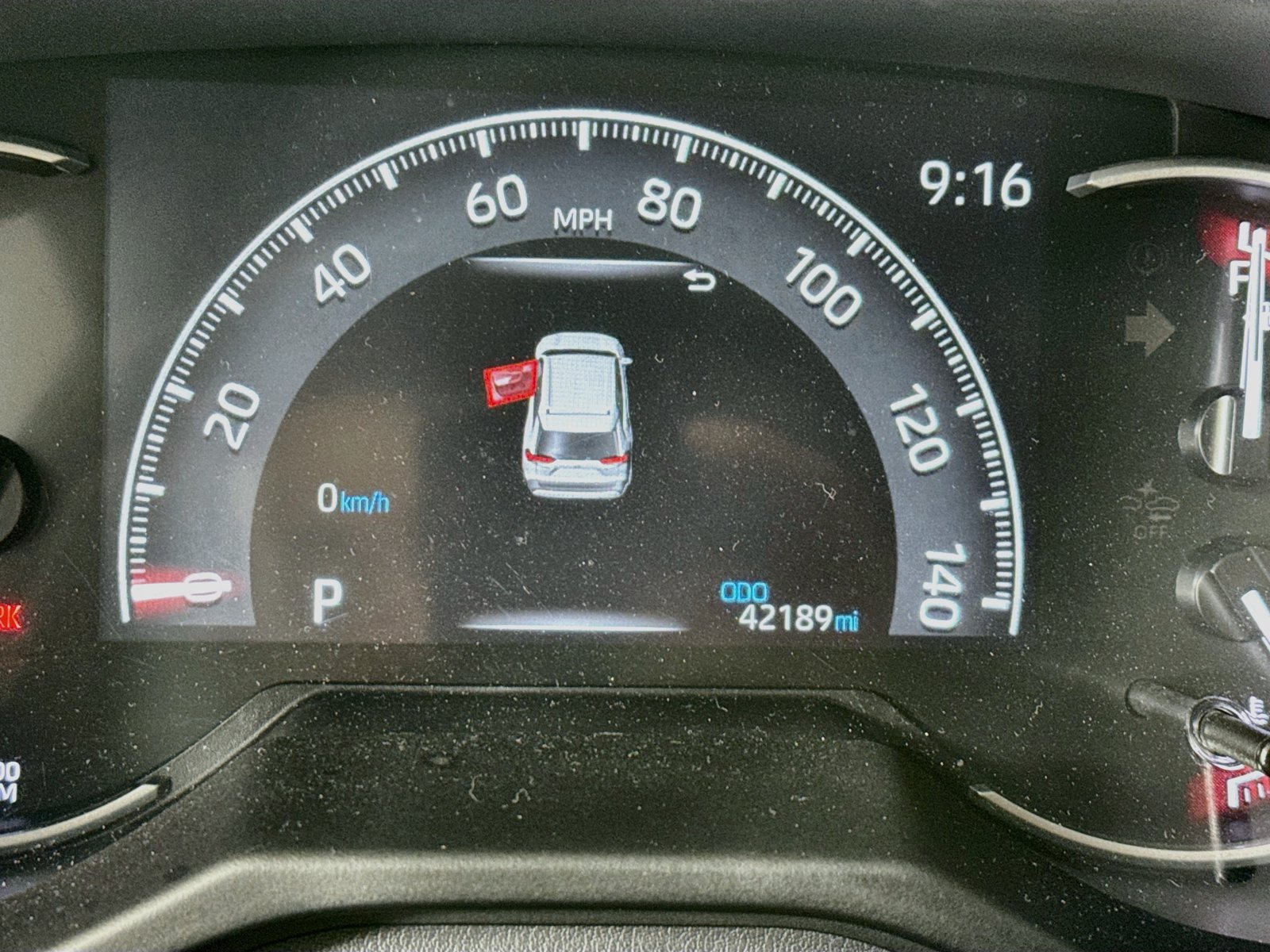 Used 2025 Toyota RAV4 LE AWD/4WD image 9