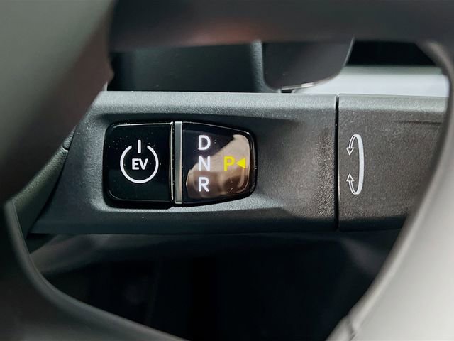 New 2026 Kia EV9 Wind image 17