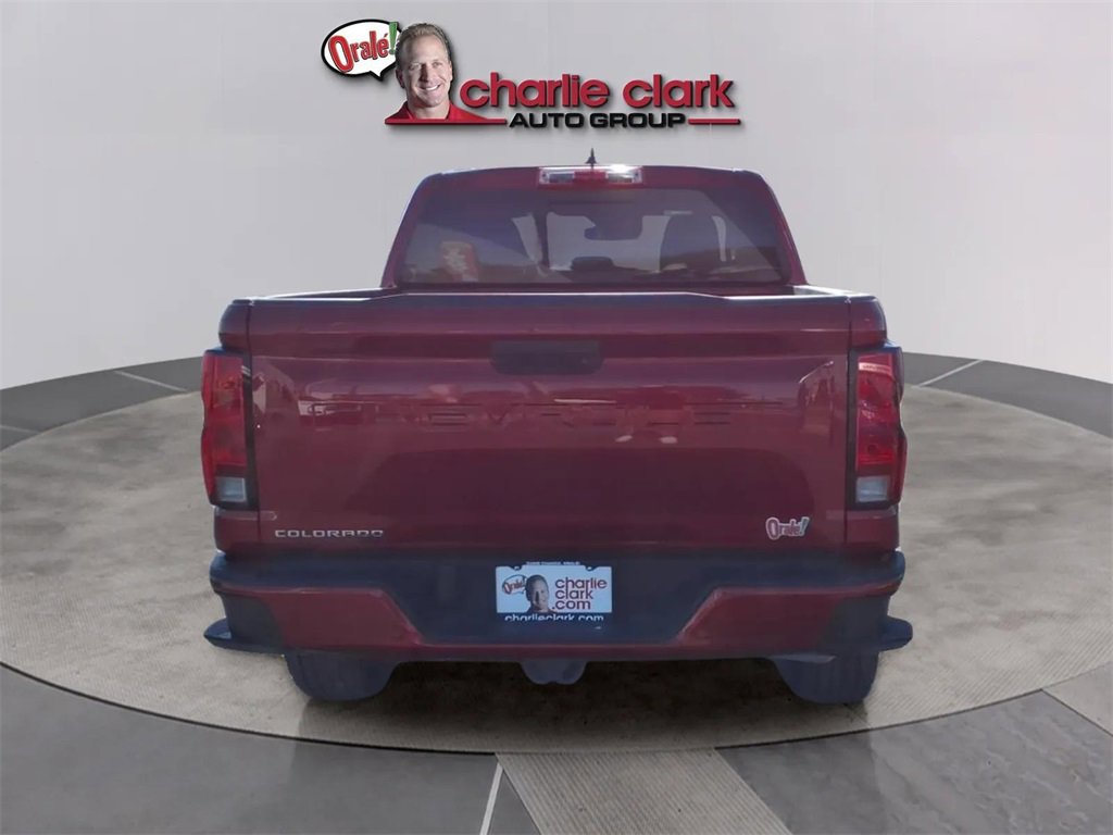 Used 2025 Chevrolet Colorado LT image 4