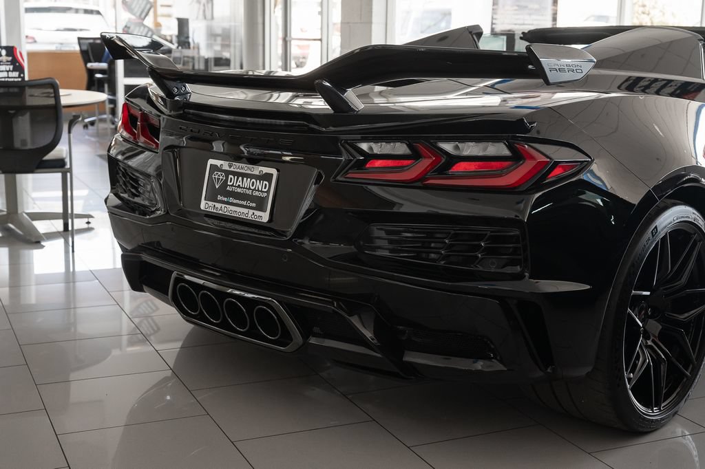 New 2027 Chevrolet Corvette Z06 w/ Z07 Performance Package RWD image 18
