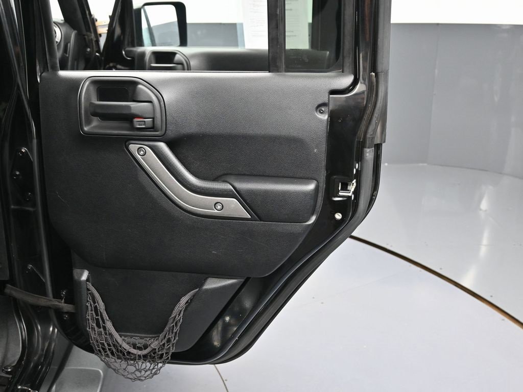 Used 2015 Jeep Wrangler Unlimited Sport w/ Quick Order Package 24S image 32