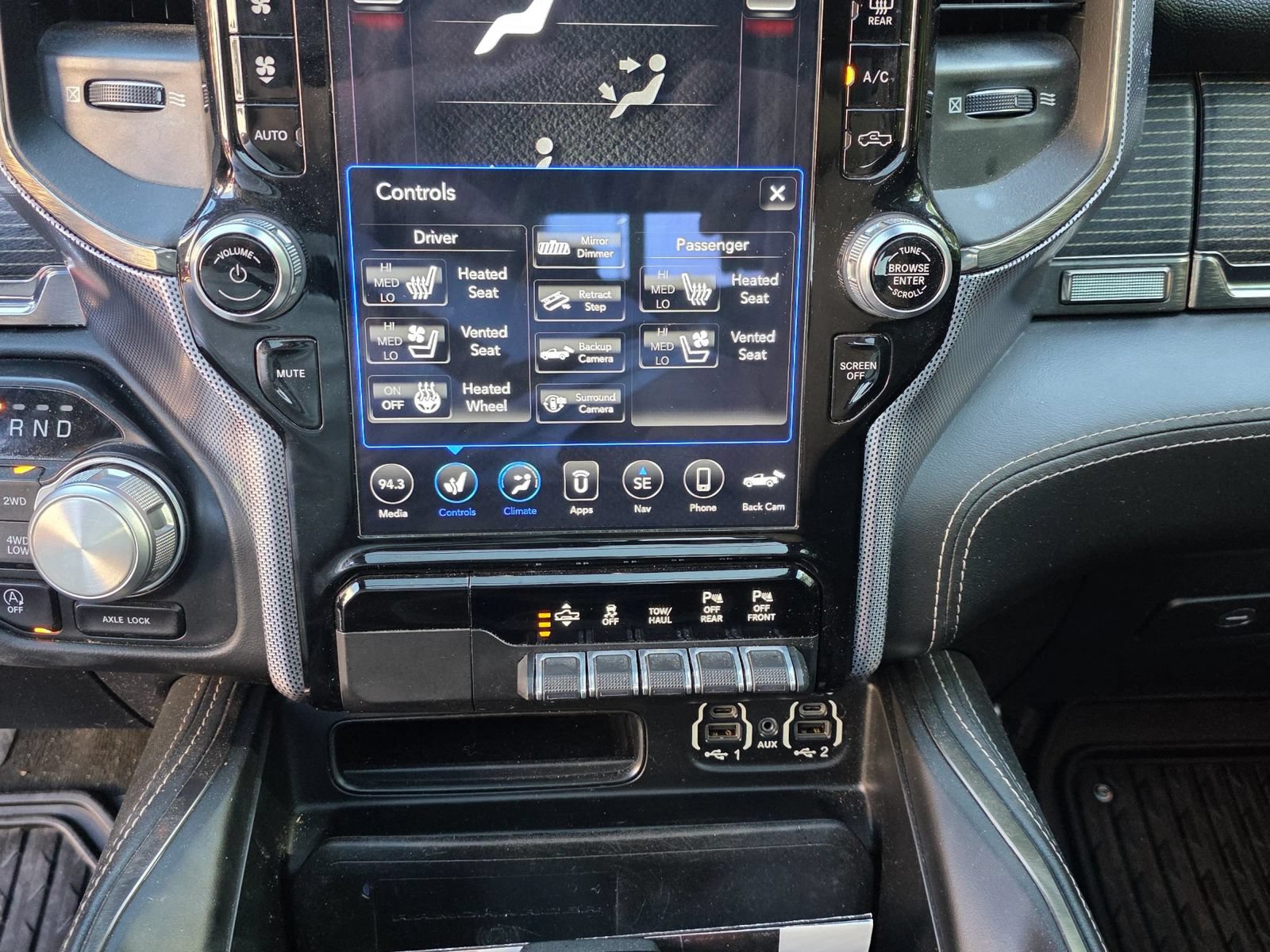 Used 2020 RAM 1500 Limited AWD/4WD image 16