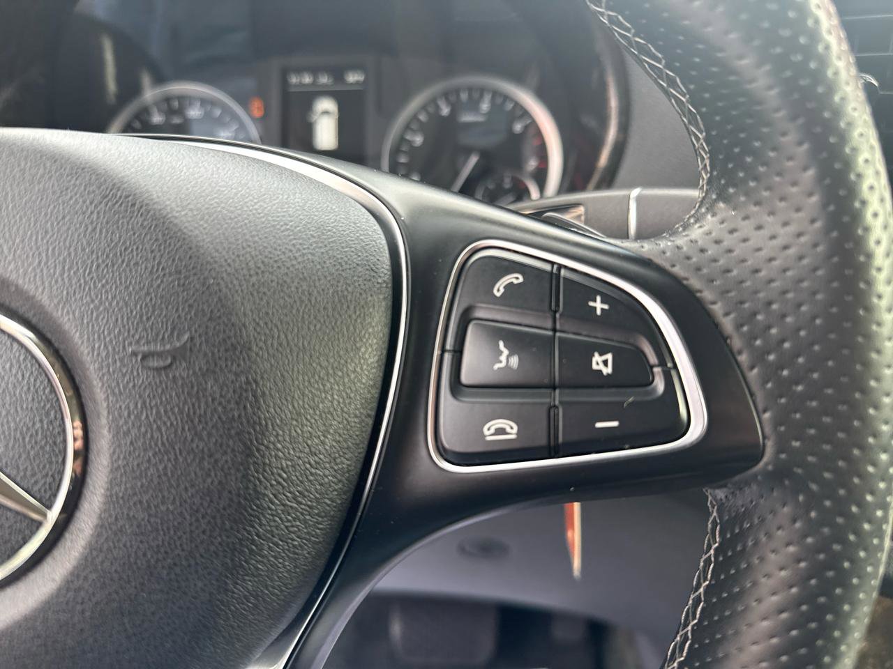 Used 2016 Mercedes-Benz Metris Passenger image 15