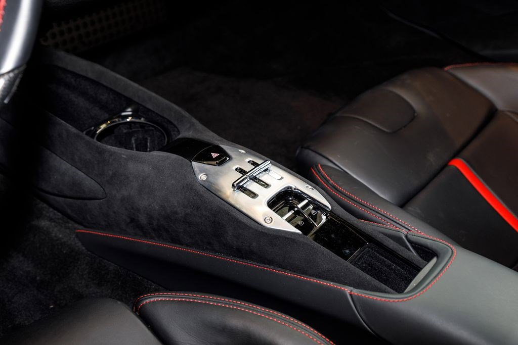 Used 2021 Ferrari SF90 Stradale image 27