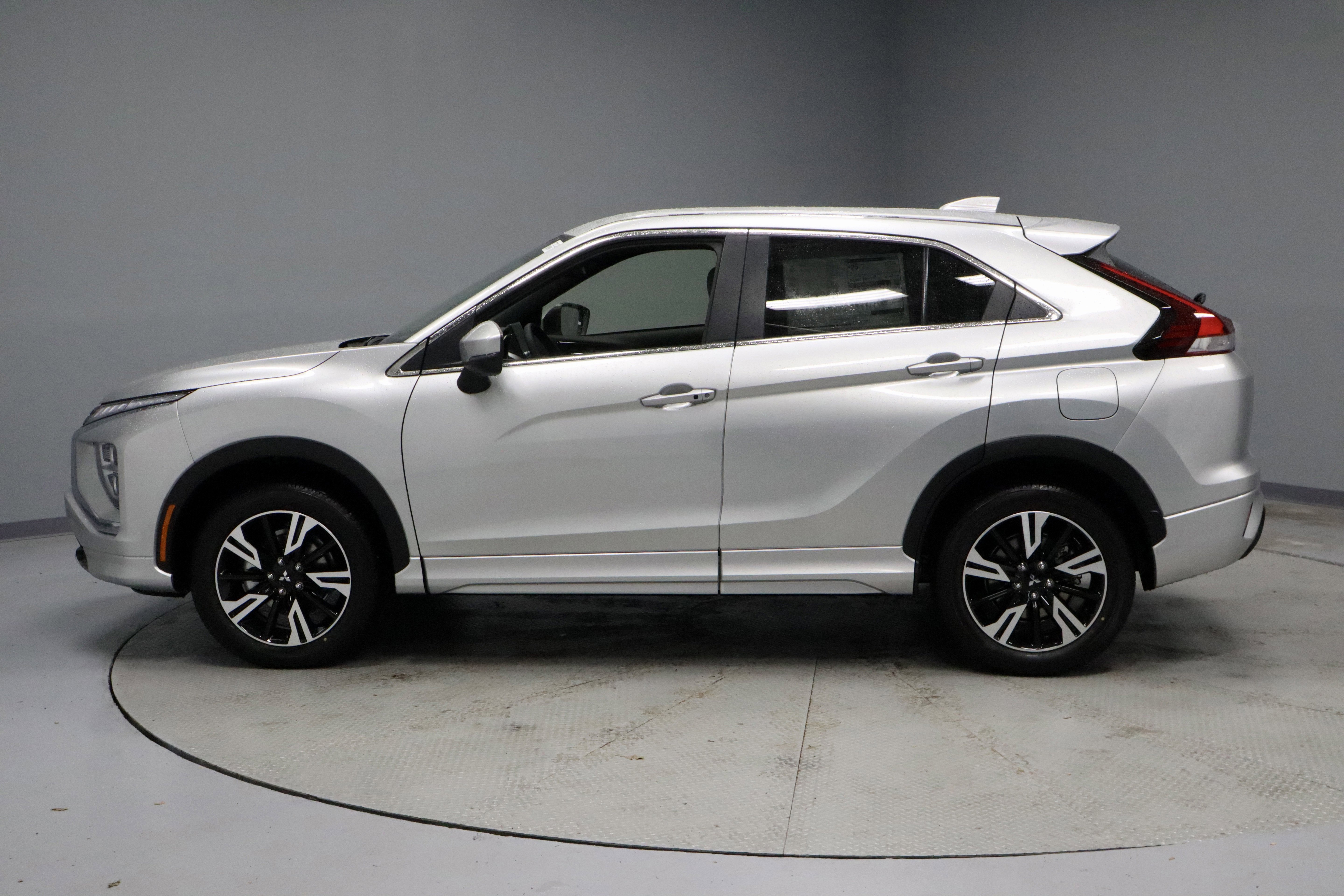 New 2026 Mitsubishi Eclipse Cross SEL image 5