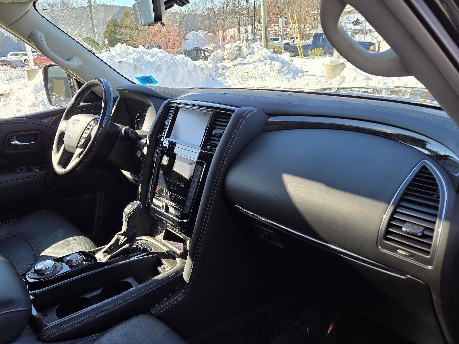 Certified 2021 INFINITI QX80 Luxe w/ All-Season Package image 17