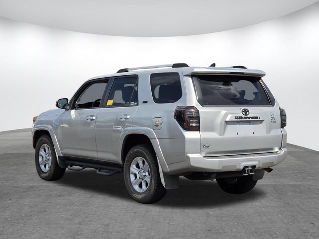 Used 2020 Toyota 4Runner SR5 Premium w/ Moonroof Package RWD image 5