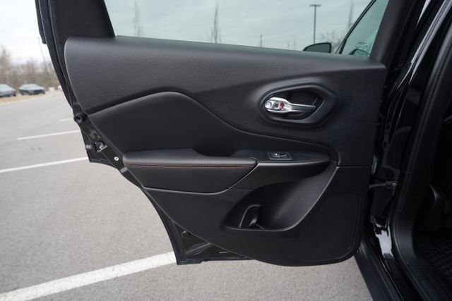 Used 2022 Jeep Cherokee Trailhawk w/ Sun, Sound & Nav Group image 16