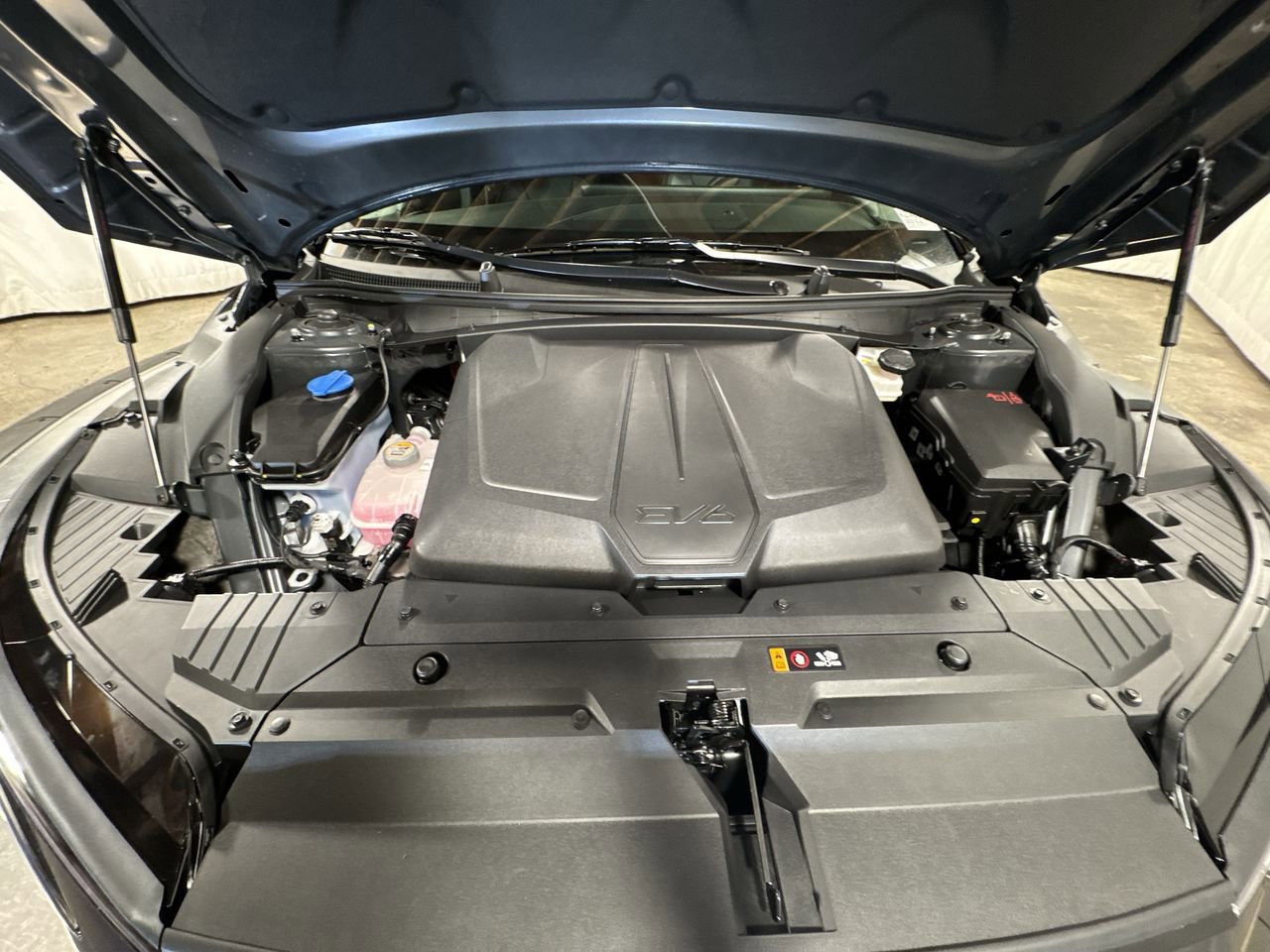 New 2025 Kia EV6 Wind image 32