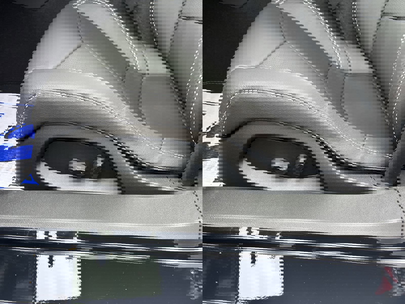 New 2026 Chevrolet Corvette Stingray Coupe w/ 1LT image 15