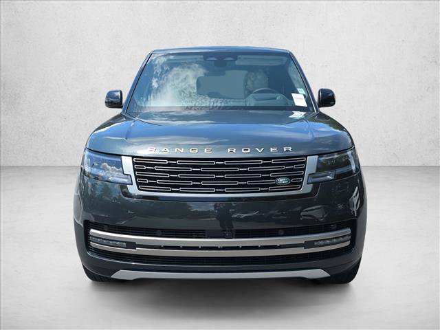 New 2025 Land Rover Range Rover Long Wheelbase SE image 2