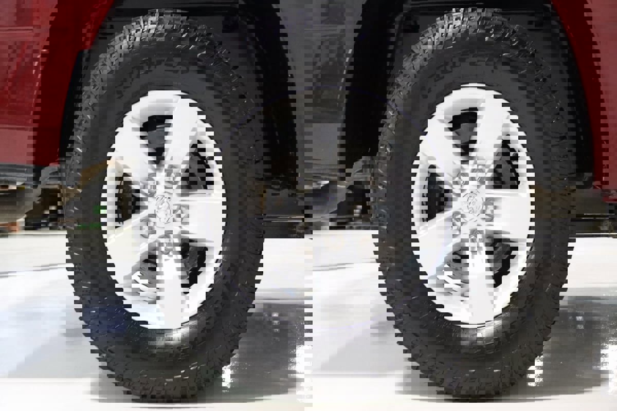 Used 2018 RAM 1500 Express image 70